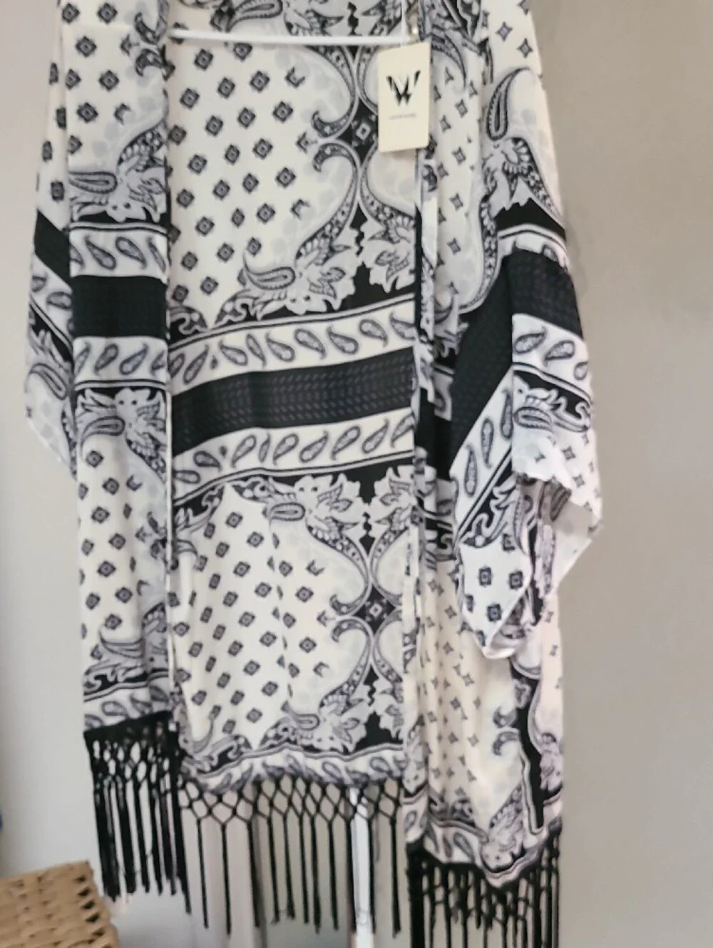White Mark Black & White Paisley Kimono